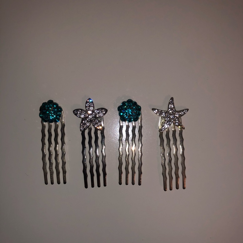 Hair clips
